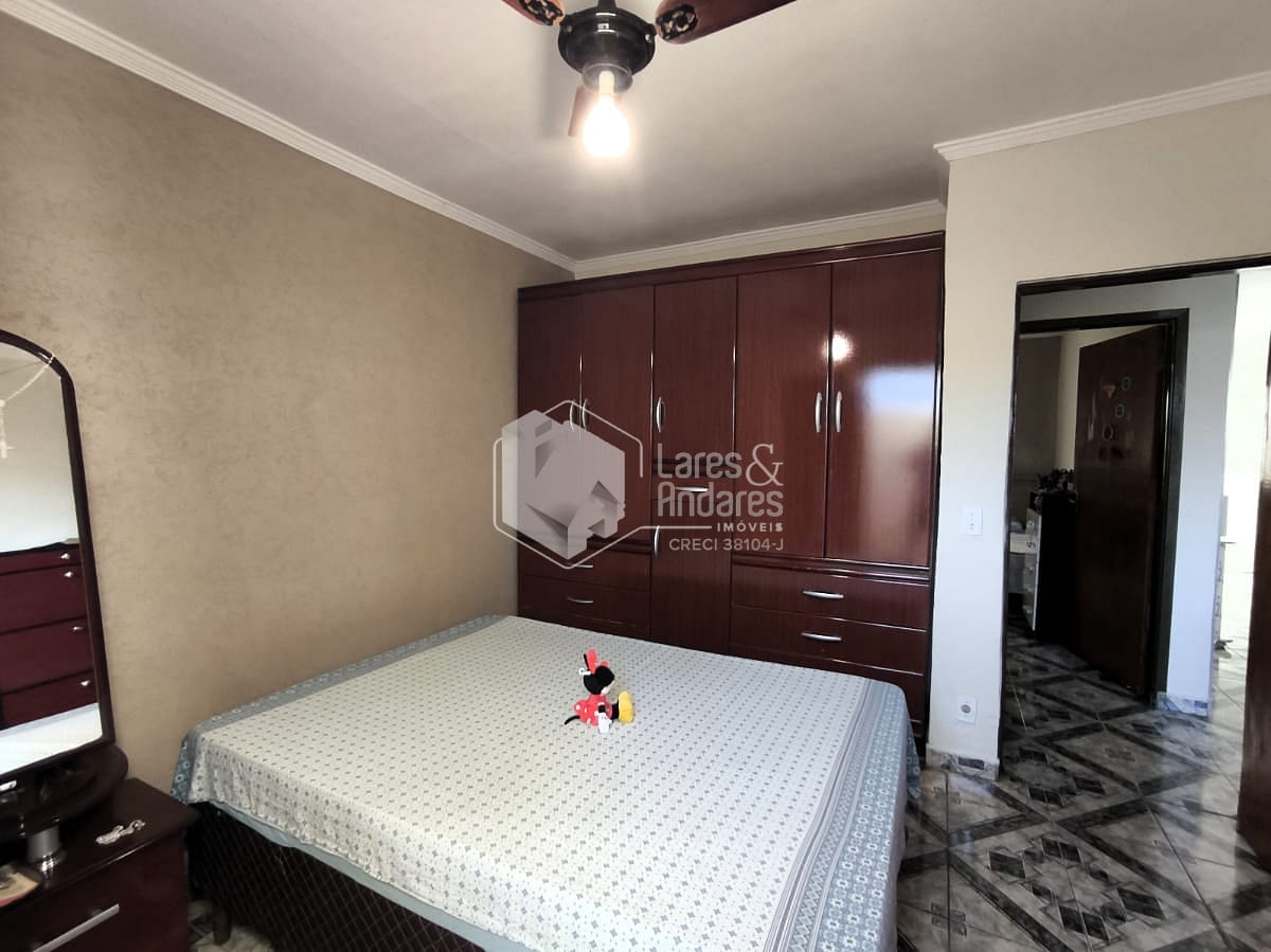 Casa à venda com 2 quartos, 101m² - Foto 8