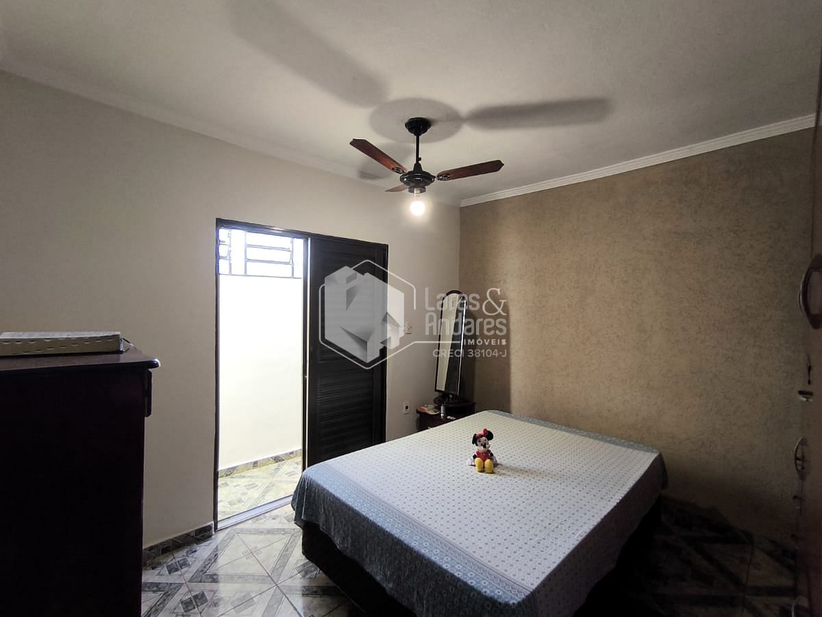 Casa à venda com 2 quartos, 101m² - Foto 7