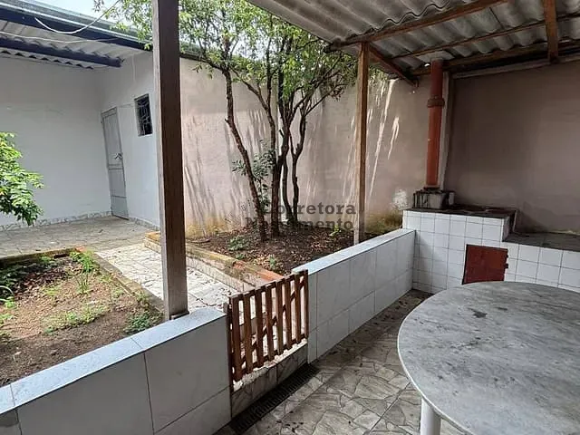 Casa 2 quartos e 2 banheiros, à venda, no bairro Conjunto São Benedito em Jacareí