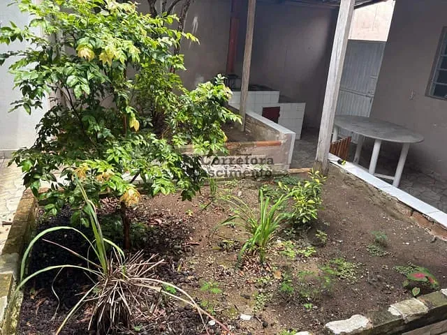 Casa 2 quartos e 2 banheiros, à venda, no bairro Conjunto São Benedito em Jacareí