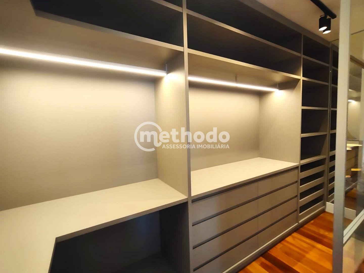 Casa, 3 quartos, 329 m² - Foto 32