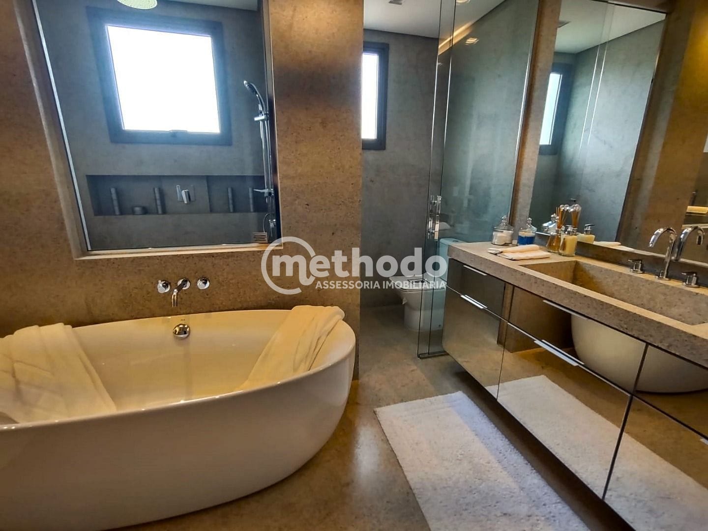 Casa, 3 quartos, 329 m² - Foto 44