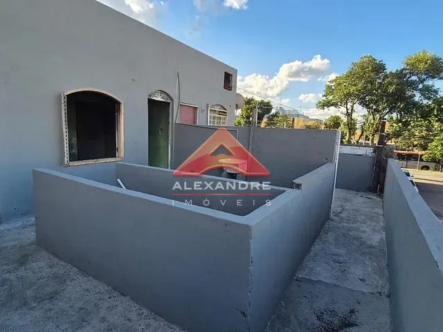 Casa com 200m² 3 quartos e 1 banheiro, à venda, no bairro Residencial Tatetuba em São José dos Campos
