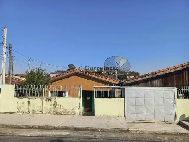 Casa com 252m² 2 quartos e 1 banheiro, à venda, no bairro Cidade Nova Jacareí em Jacareí