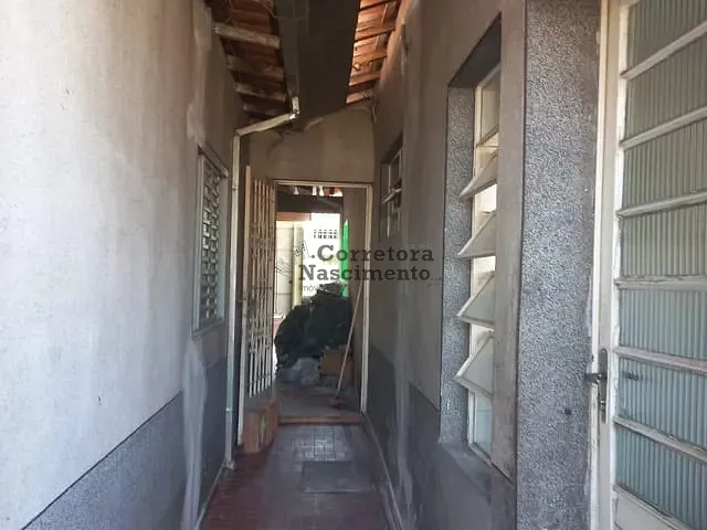 Casa com 252m² 2 quartos e 1 banheiro, à venda, no bairro Cidade Nova Jacareí em Jacareí