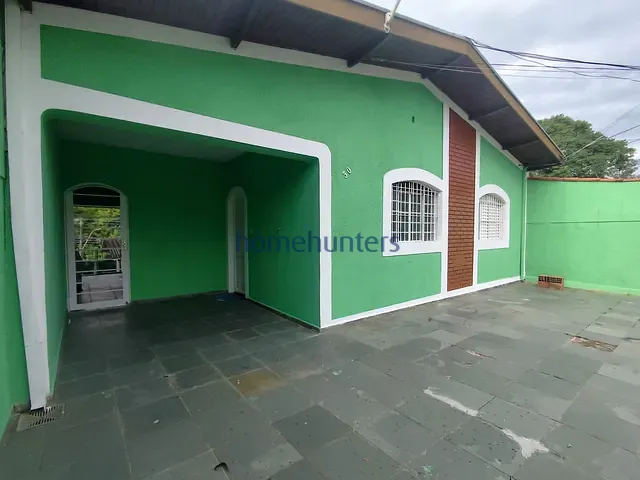 Casa com 300m² 4 quartos e 2 banheiros, à venda, no bairro Jardim Nova Europa em Campinas
