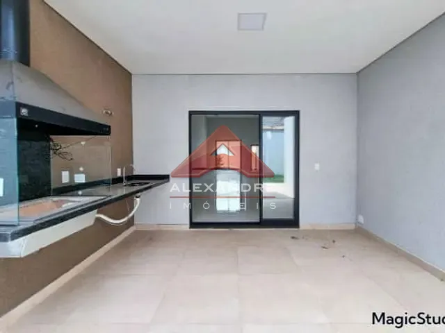Casa com 250m² 3 quartos e 1 banheiro, à venda, no bairro Village das Flores em Caçapava