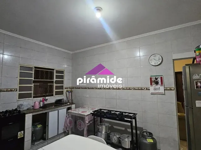Casa com 150m² 3 quartos e 1 banheiro, à venda ou para alugar, no bairro Residencial Bosque dos Ipês em São José Dos Campos