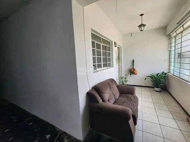Casa com 237m² 2 quartos e 2 banheiros, à venda, no bairro Vila Augusta em Sorocaba