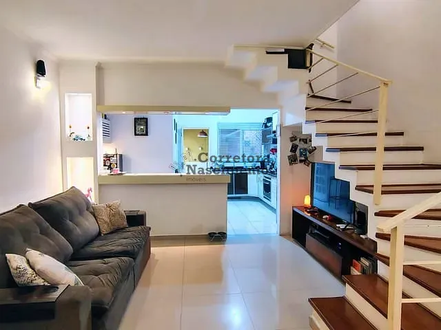 Casa 2 quartos e 3 banheiros, à venda, no bairro Jardim Santa Maria em Jacareí