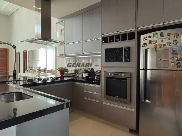 Casa com 300m² 3 quartos e 3 banheiros, à venda, no bairro Jardim Residencial Dona Lucilla em Indaiatuba