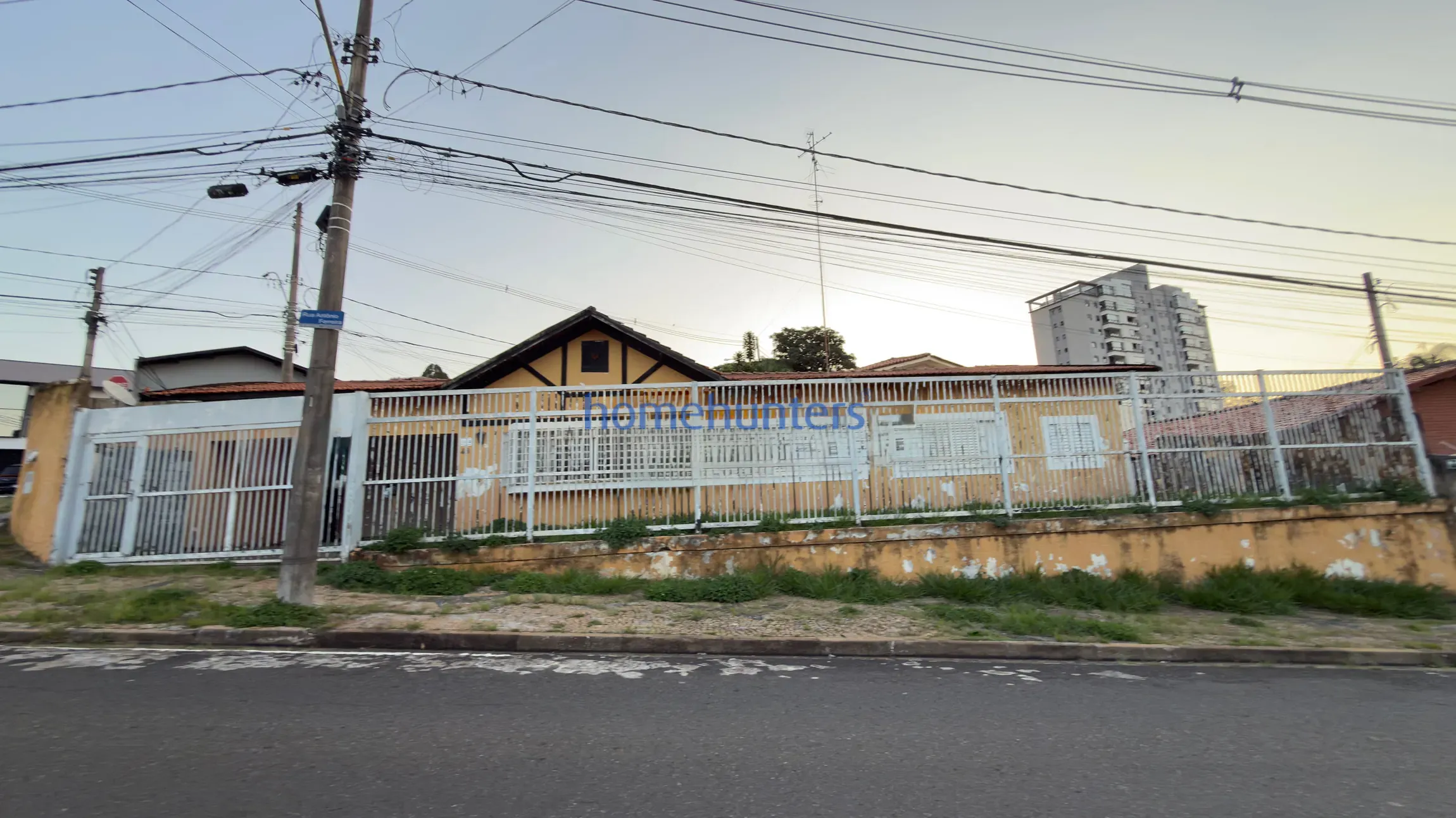 Casa, 1 quarto, 212 m² - Foto 2