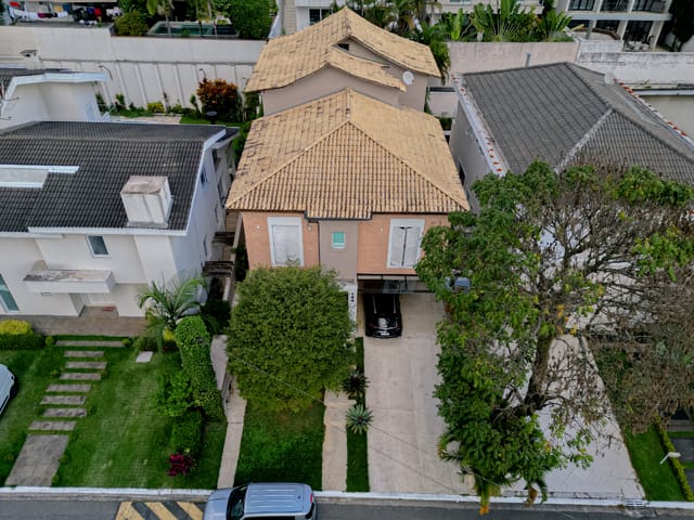 Foto do Casa - Casa em condomínio para venda com 4 quartos, sendo 4 suítes, 360m² | Lares e Andares Imóveis