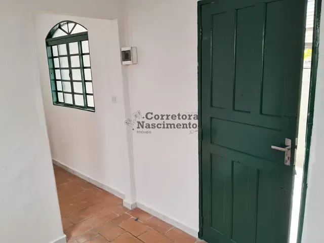 Casa 1 quarto e 1 banheiro, para alugar, no bairro Centro em Jacareí