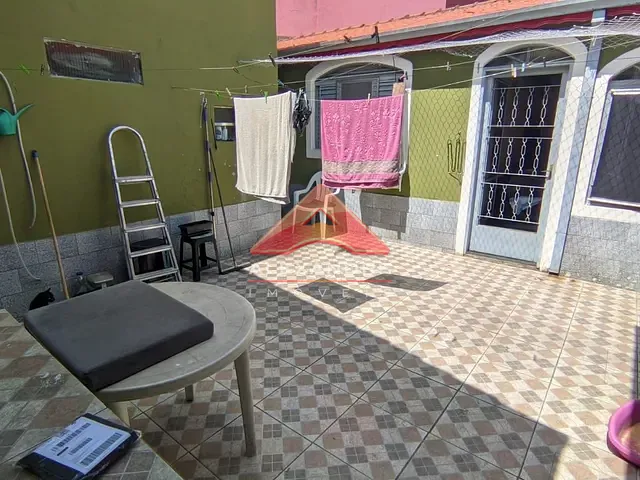 Casa com 300m² 3 quartos e 3 banheiros, à venda, no bairro Monte Castelo em São José dos Campos