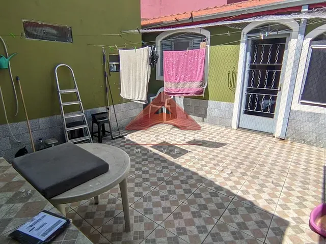 Casa com 300m² 3 quartos e 3 banheiros, à venda, no bairro Monte Castelo em São José dos Campos