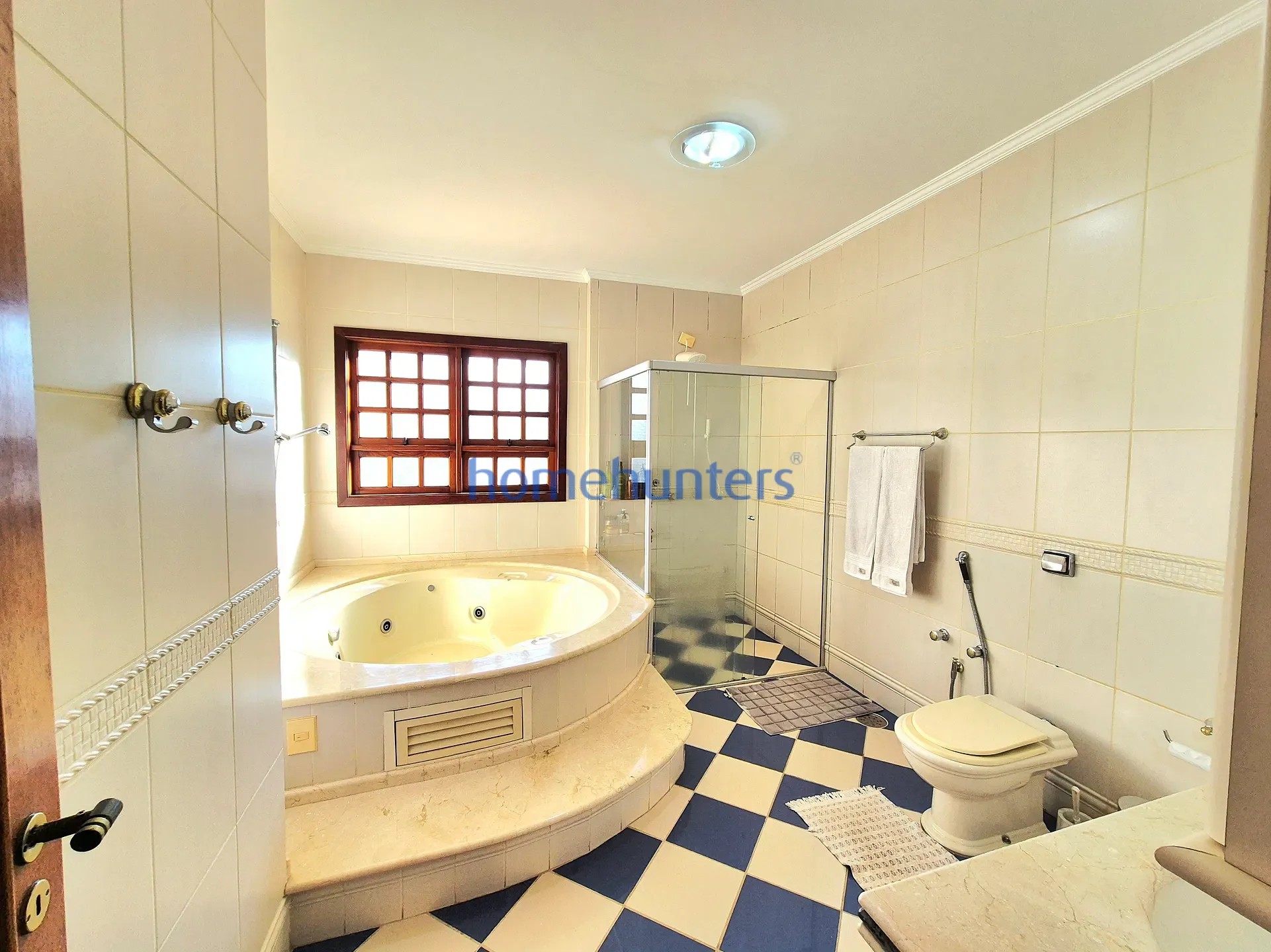 Casa, 4 quartos, 334 m² - Foto 25