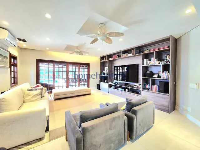 Casa com 600m² 4 quartos e 5 banheiros, à venda, no bairro Loteamento Residencial Barão do Café em Campinas