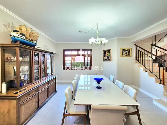 Casa com 600m² 4 quartos e 5 banheiros, à venda, no bairro Loteamento Residencial Barão do Café em Campinas