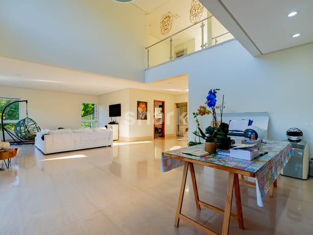 Casa com 790m² 4 quartos e 7 banheiros, à venda, no bairro Alphaville em Santana de Parnaíba