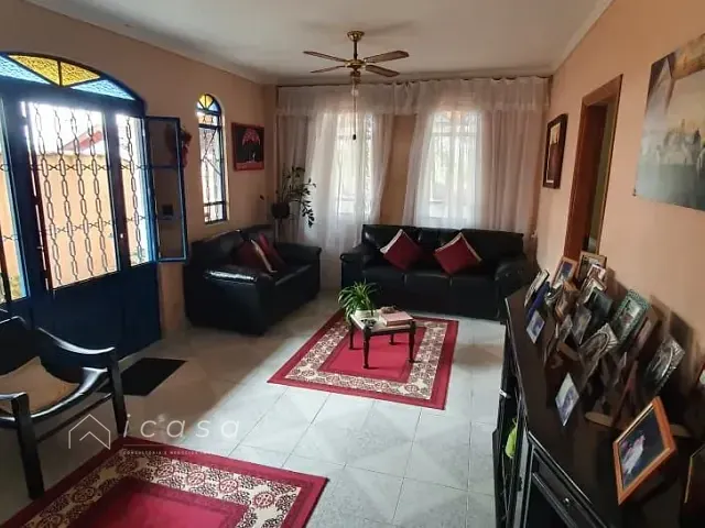 Casa com 1113m² 3 quartos e 2 banheiros, à venda, no bairro Bom Retiro em São José dos Campos