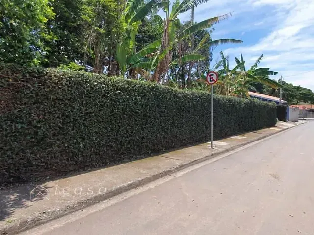 Casa com 1113m² 3 quartos e 2 banheiros, à venda, no bairro Bom Retiro em São José dos Campos