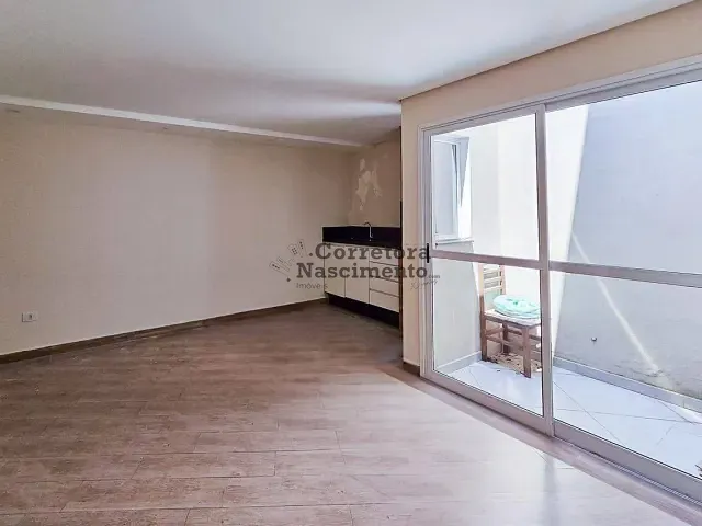 Casa 2 quartos e 3 banheiros, à venda ou para alugar, no bairro Jardim Santa Maria em Jacareí