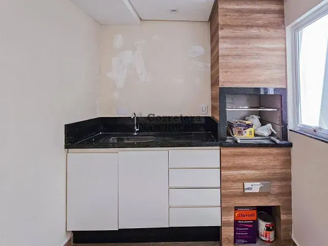 Casa 2 quartos e 3 banheiros, à venda ou para alugar, no bairro Jardim Santa Maria em Jacareí