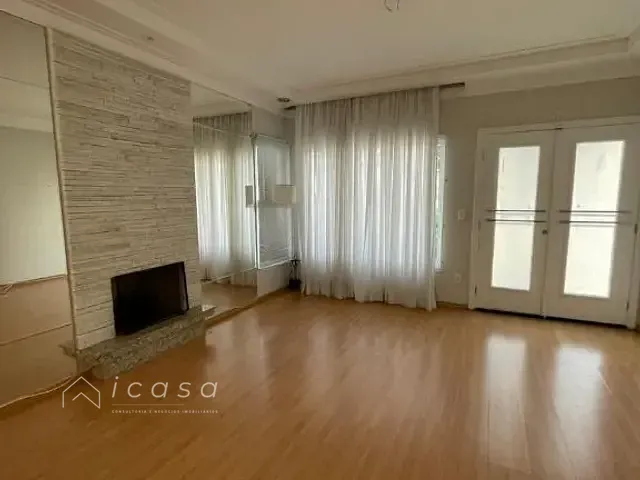 Casa com 244m² 3 quartos e 5 banheiros, à venda, no bairro Vila Oliveira em Mogi das Cruzes