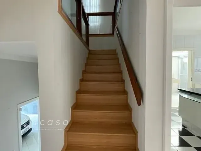 Casa com 244m² 3 quartos e 5 banheiros, à venda, no bairro Vila Oliveira em Mogi das Cruzes