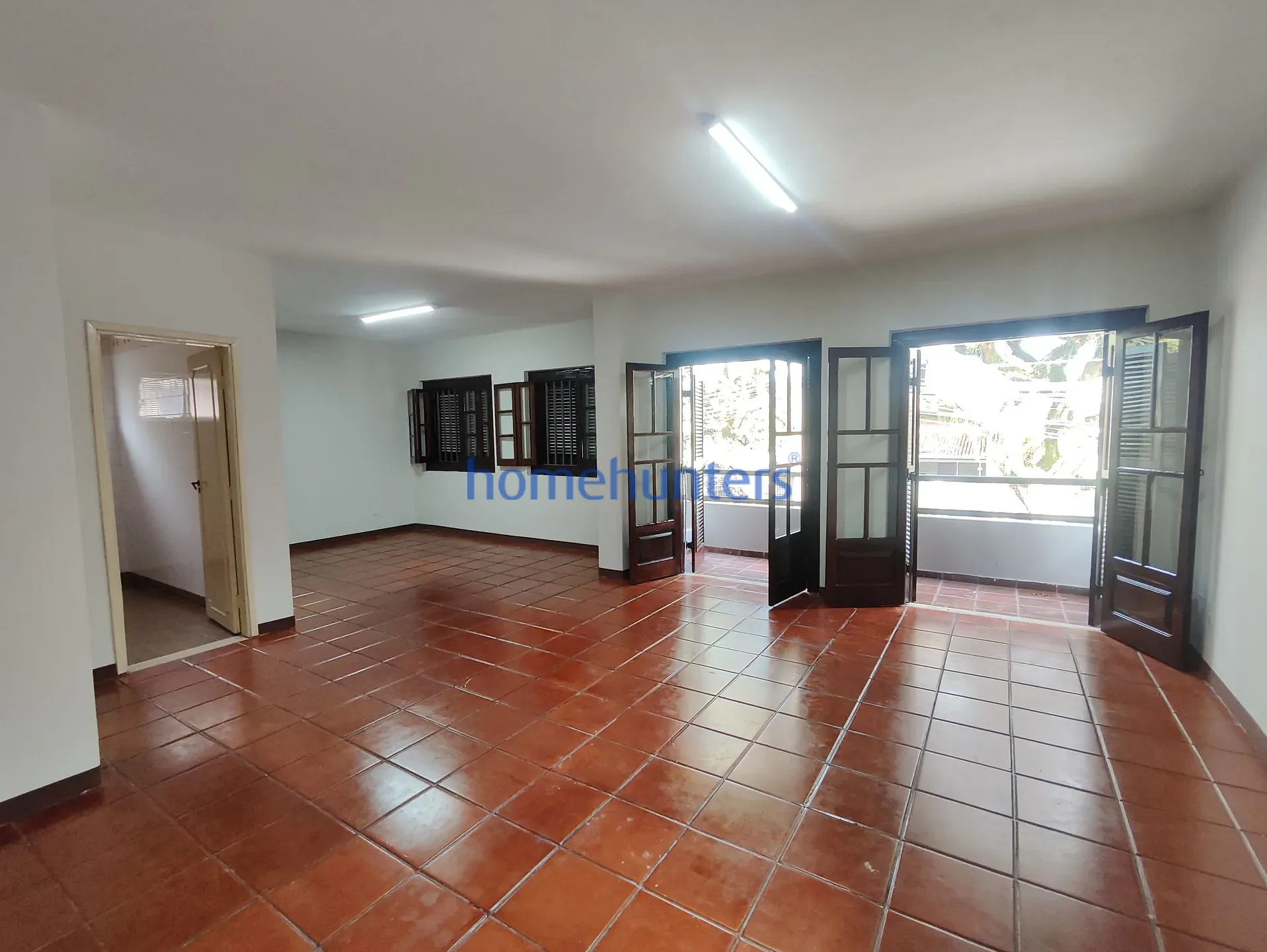 Casa, 1 quarto, 354 m² - Foto 6
