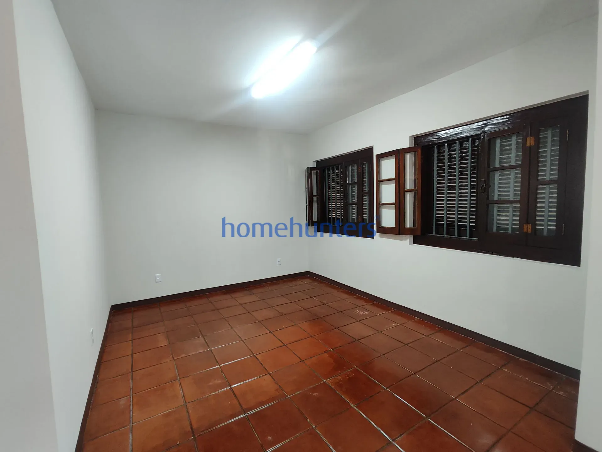 Casa, 1 quarto, 354 m² - Foto 11