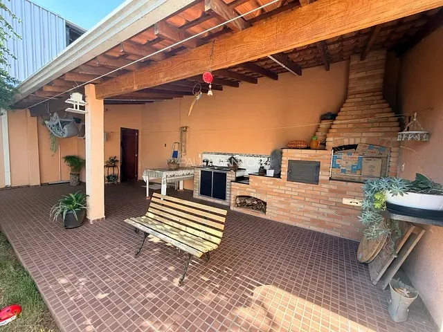 Casa com 270m² 3 quartos e 4 banheiros, à venda, no bairro Centro em Votorantim