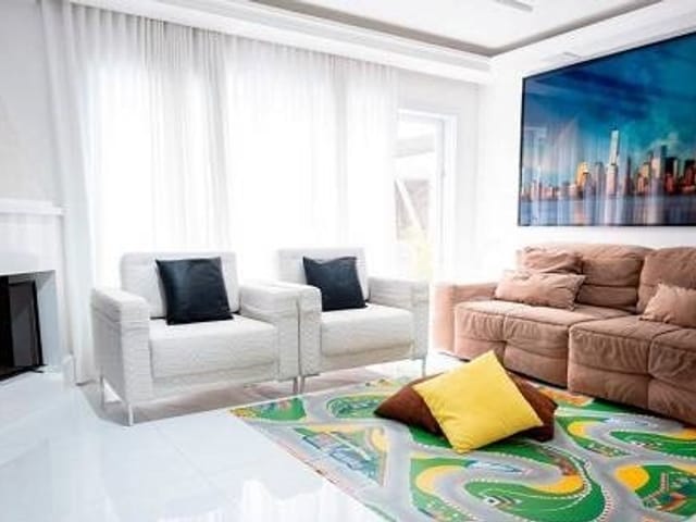 Casa com 396m² 4 quartos e 4 banheiros, à venda, no bairro Alphaville em Santana de Parnaíba