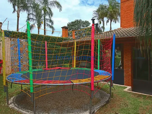 Casa 5 quartos e 3 banheiros, à venda, no bairro Vila Brandina em Campinas