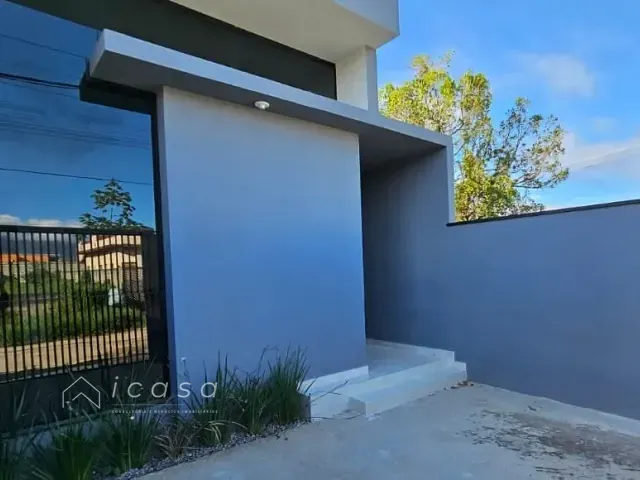Casa com 130m² 2 quartos e 1 banheiro, à venda, no bairro Balneário dos Golfinhos em Caraguatatuba