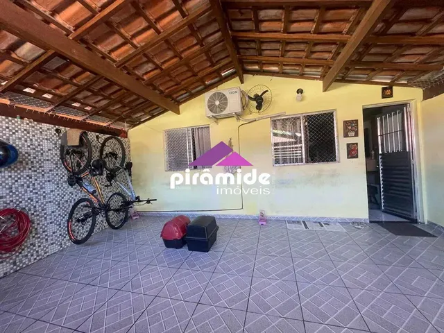 Casa com 10m² 2 quartos e 1 banheiro, à venda, no bairro Morro do Algodão em Caraguatatuba