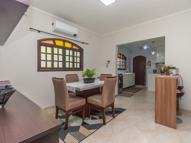 Casa com 189m² 3 quartos e 5 banheiros, à venda, no bairro Parque São Domingos em São Paulo