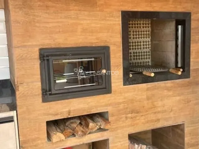 Casa com 200m² 2 quartos e 1 banheiro, à venda, no bairro Zona Rural em Mairinque