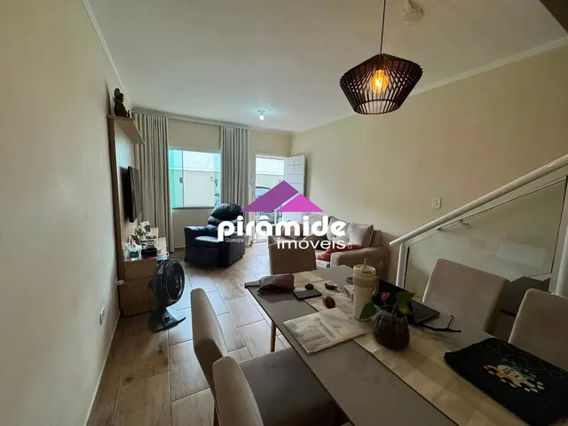 Casa com 10m² 2 quartos e 3 banheiros, à venda, no bairro Cidade Jardim em Caraguatatuba