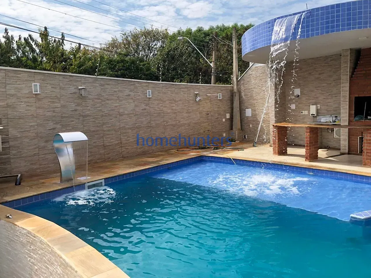 Casa, 4 quartos, 250 m² - Foto 1