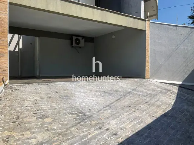 Casa com 250m² 4 quartos e 2 banheiros, para alugar, no bairro Parque Nova Campinas em Campinas