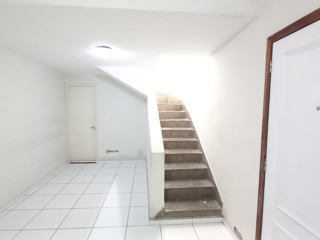 Foto do Casa - Casa tipo para venda em Americanópolis com 2 quartos, 100m² | Lares e Andares Imóveis