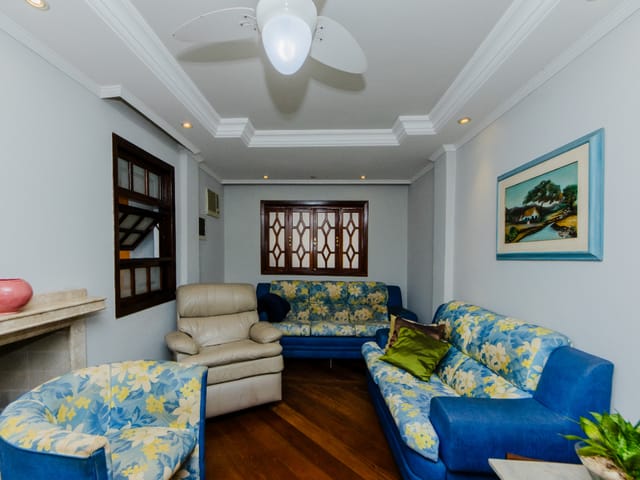 Casa com 178m² 4 quartos e 4 banheiros, à venda, no bairro Conjunto Residencial Santa Terezinha em São Paulo