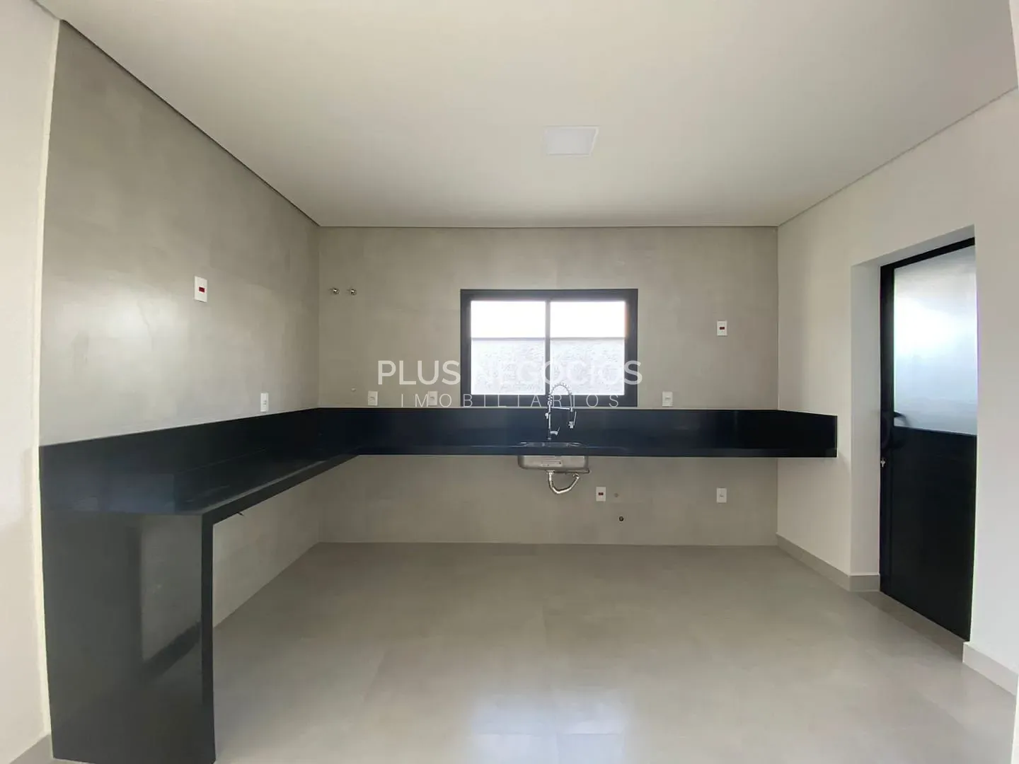 Casa, 3 quartos, 240 m² - Foto 10