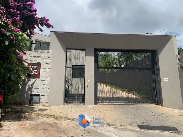 Casa com 125m² 3 quartos e 3 banheiros, à venda, no bairro Chácara São João em Carapicuíba