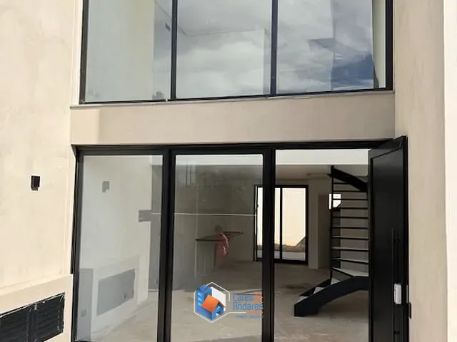 Casa com 125m² 3 quartos e 3 banheiros, à venda, no bairro Chácara São João em Carapicuíba