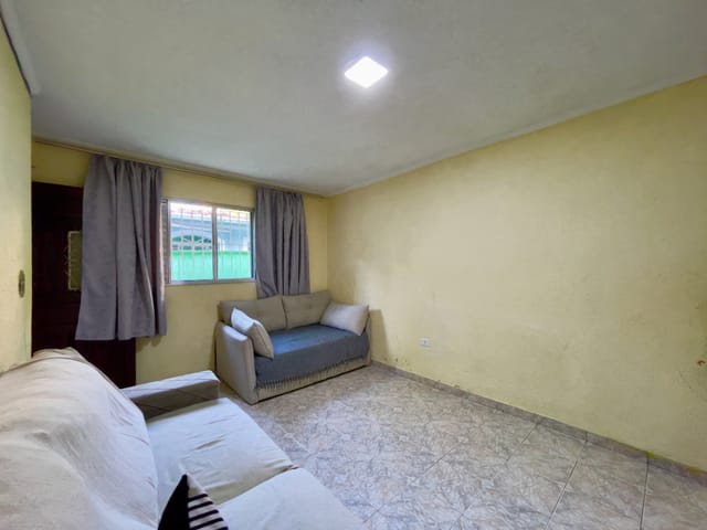 Casa com 175m² 2 quartos e 2 banheiros, à venda, no bairro Jardim Itacolomi em São Paulo