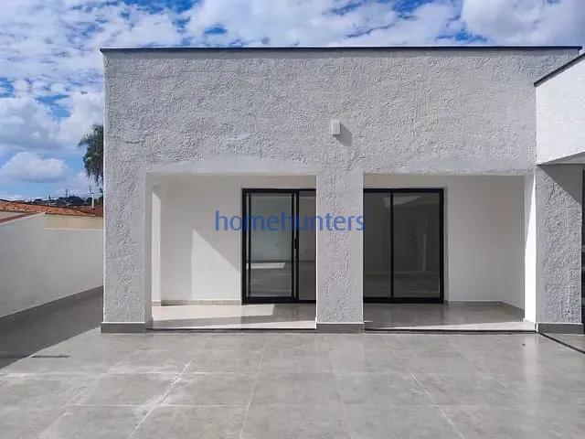 Casa 4 quartos e 5 banheiros, para alugar, no bairro Jardim Itamarati em Campinas