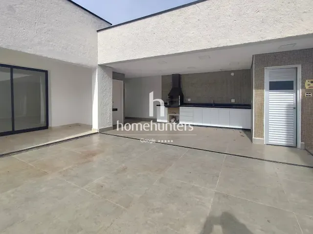 Casa 4 quartos e 5 banheiros, para alugar, no bairro Jardim Itamarati em Campinas